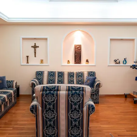 Favorite Family & Dining Gem In *