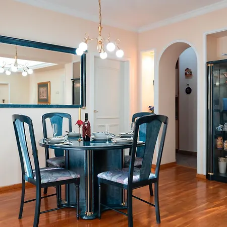 Favorite Family & Dining Gem In * Скопье